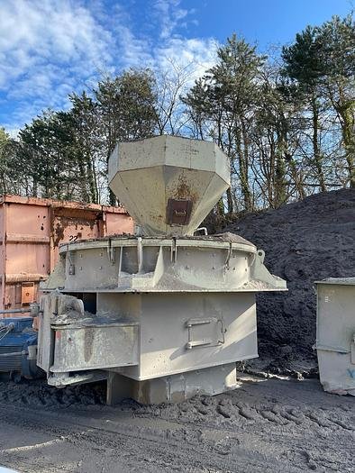 SBM V10H vertical crusher impact crushing machine quarry mining equipment 200 kW
