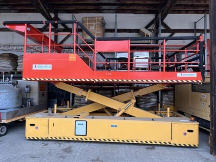 Michaelis MTS 30 A aerial work platform electric lift large platform construction equipment
