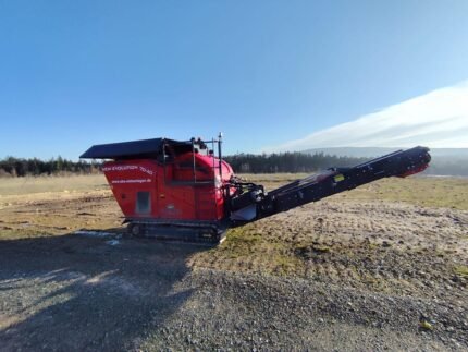 SEBA Lite Track 70-40 mobile jaw crusher compact recycling crusher machine