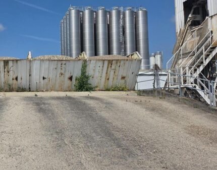 ELBA Supermobil ESM 60 concrete mixing plant mobile batching plant with silos